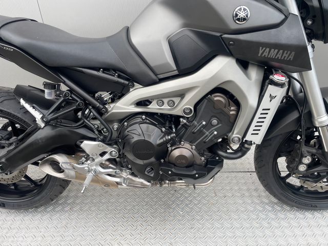 yamaha - mt-09-abs