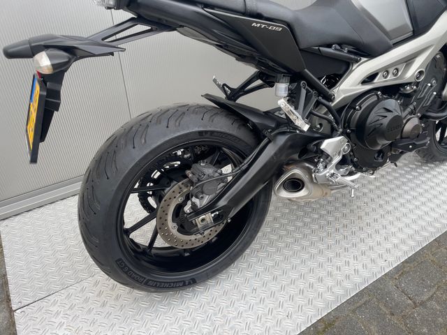yamaha - mt-09-abs
