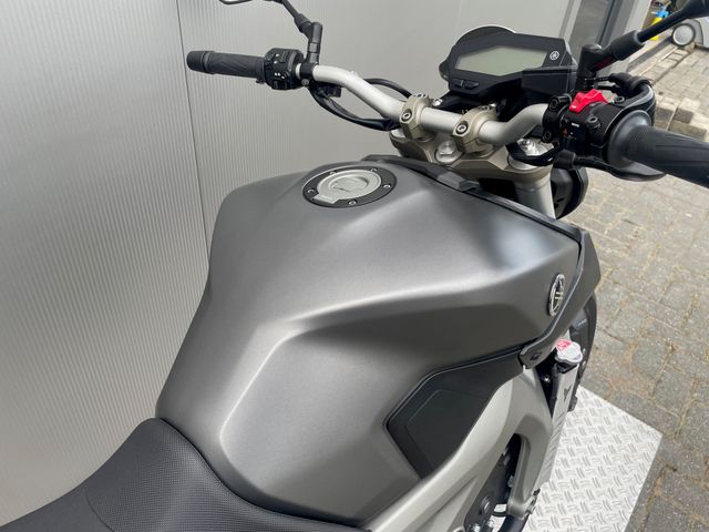 yamaha - mt-09-abs