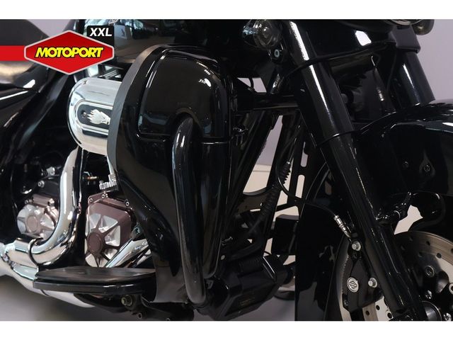 harley-davidson - street-glide