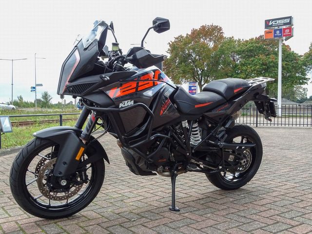 ktm - 1290-super-adventure-s