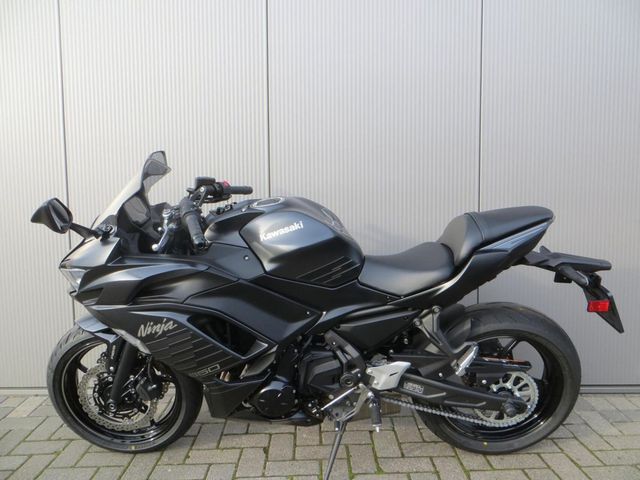 kawasaki - ninja-650