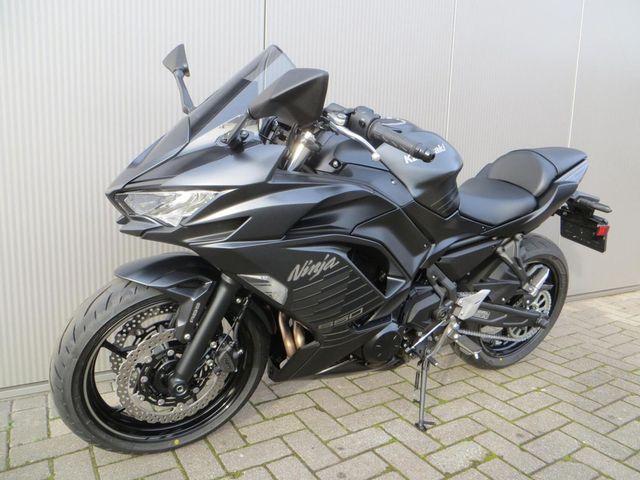 kawasaki - ninja-650