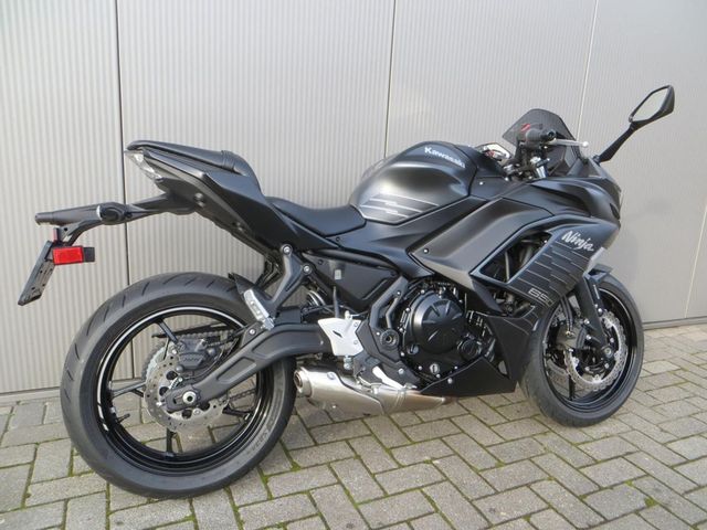 kawasaki - ninja-650