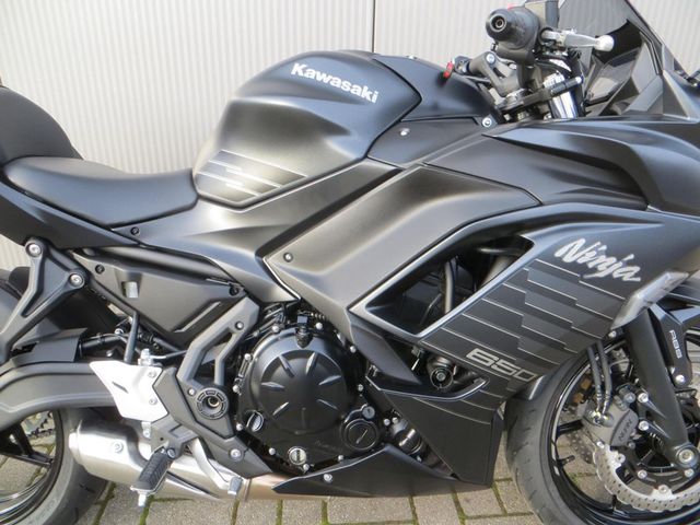 kawasaki - ninja-650