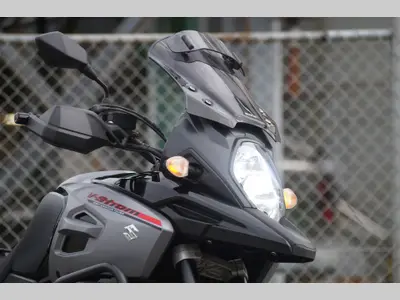 SUZUKI V-STROM DL 1000 – foto 4