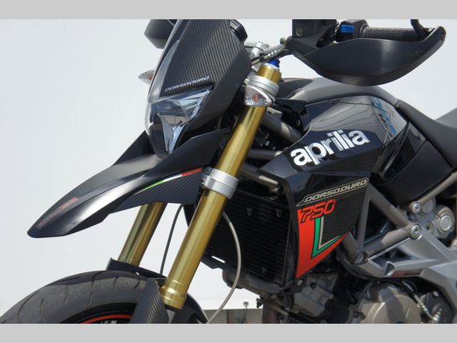aprilia - dorsoduro-750