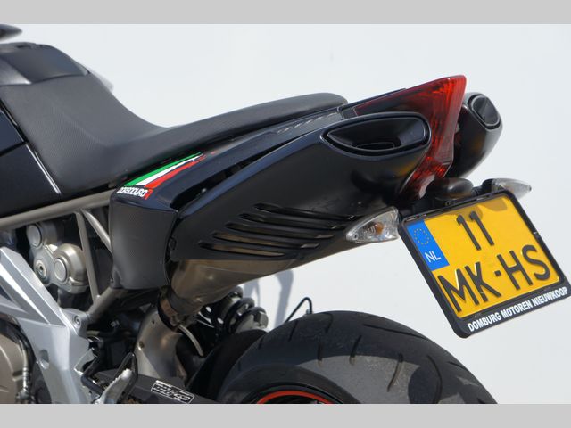 aprilia - dorsoduro-750
