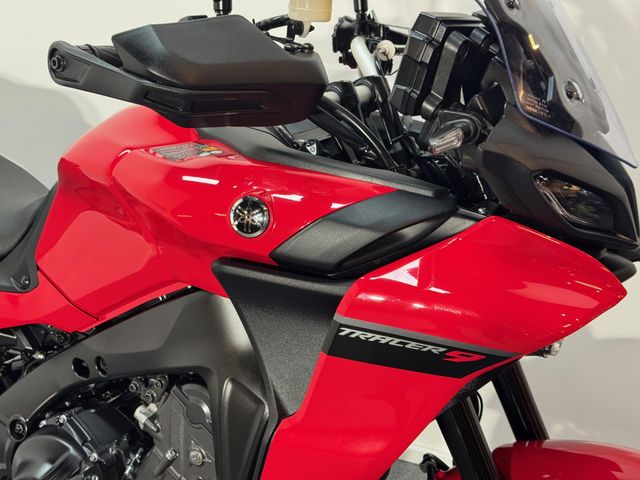 yamaha - tracer-9