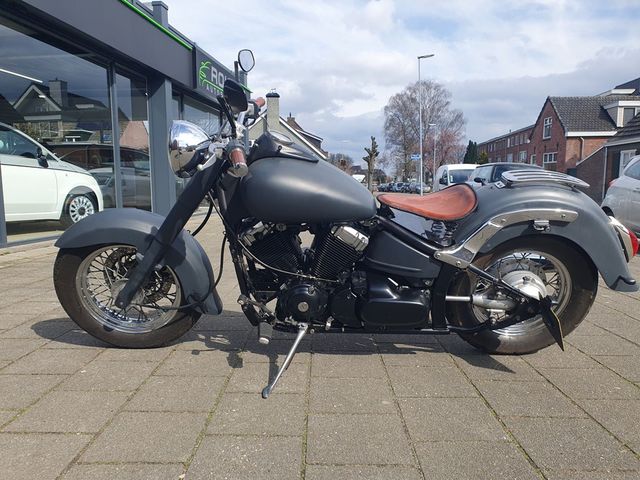 yamaha - xvs-650-dragstar