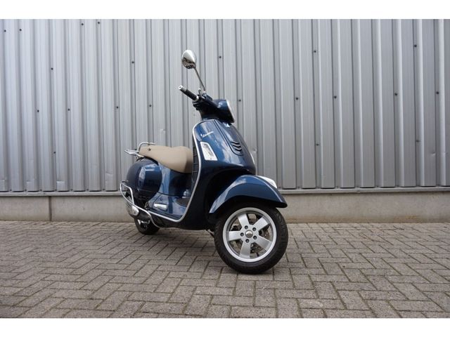 vespa - gts-250-ie
