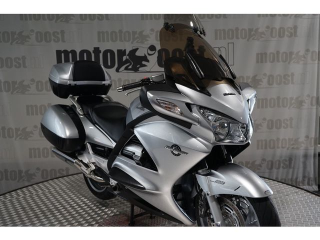 honda - st-1300-pan-european