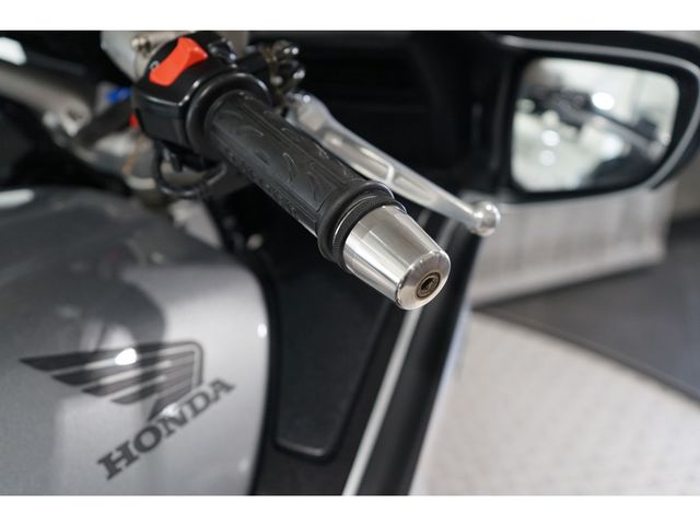 honda - st-1300-pan-european