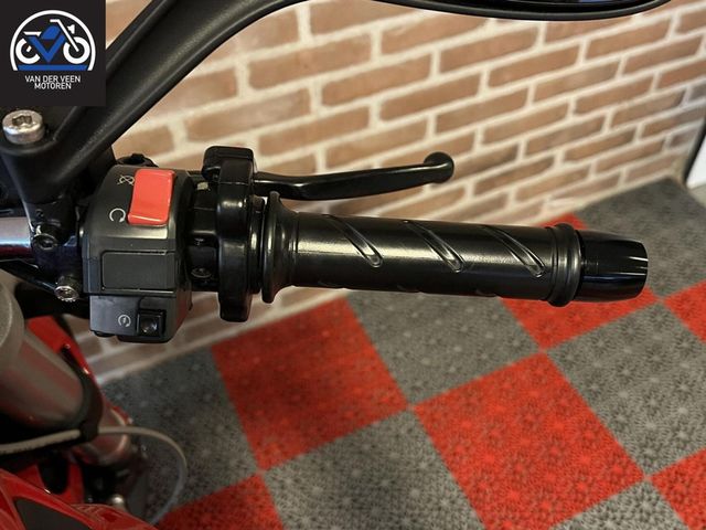 ducati - monster-696