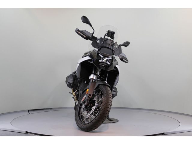 bmw - r-1300-gs