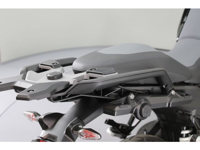 bmw - r-1300-gs