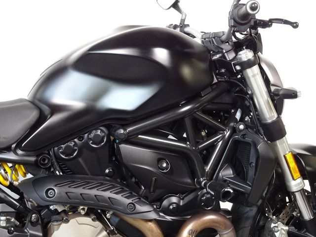 ducati - monster-821-dark