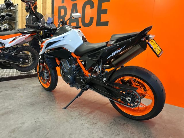 ktm - 890-duke-r