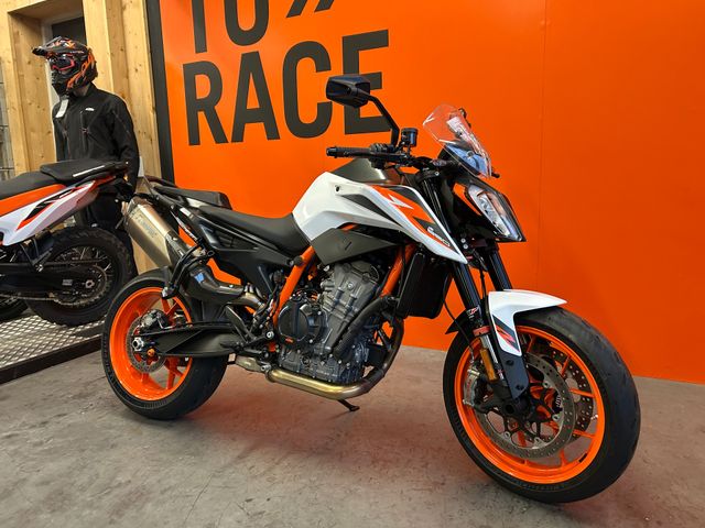 ktm - 890-duke-r