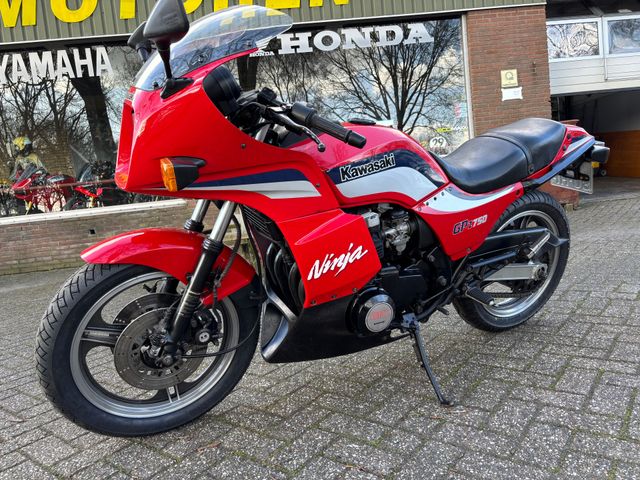 kawasaki - gpz-750