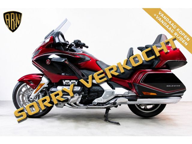 honda - gl-1800-goldwing-tour-dct