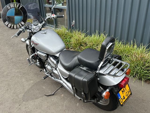 honda - vf-750-c