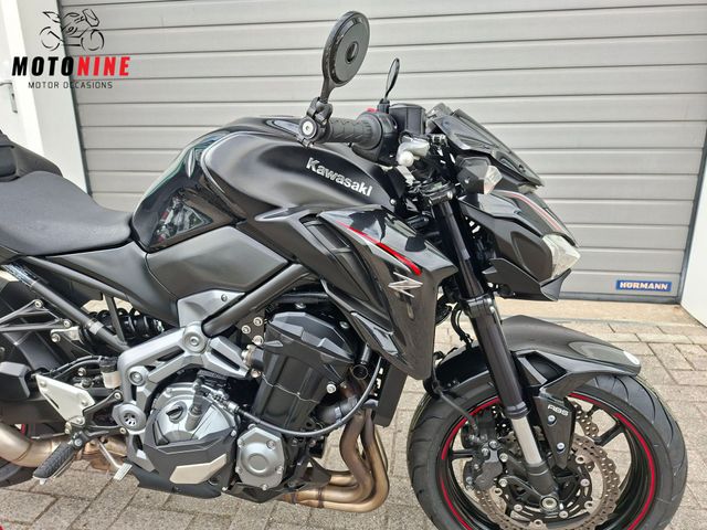 kawasaki - z900