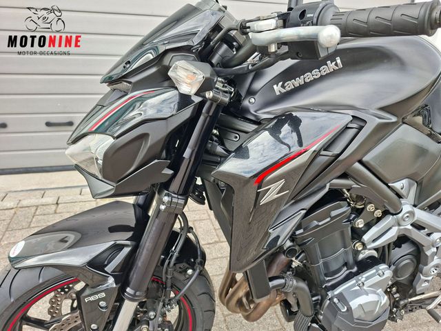 kawasaki - z900