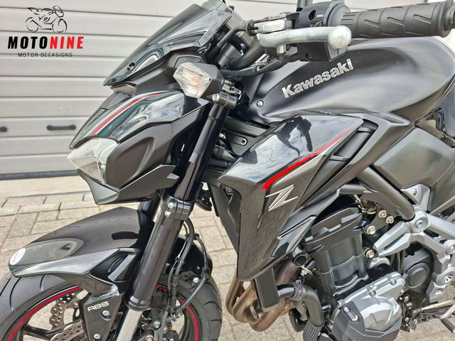 kawasaki - z900