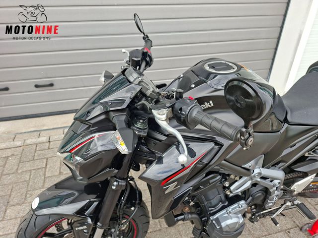 kawasaki - z900