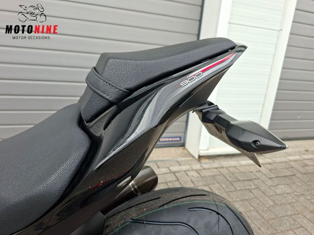 kawasaki - z900