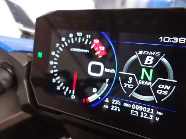 suzuki - gsx-s-1000-gt