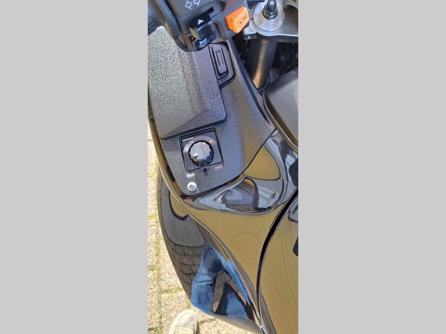 kawasaki - gtr-1400-grand-tourer