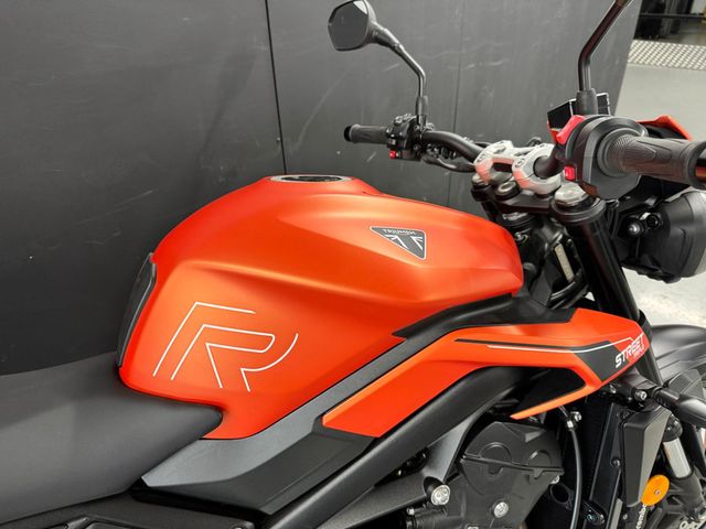 triumph - street-triple-r