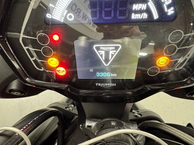 triumph - street-triple-r