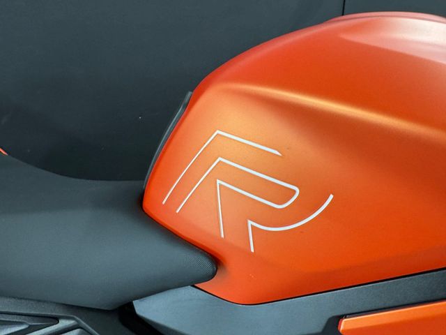 triumph - street-triple-r