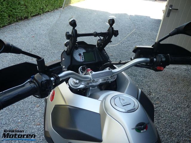 moto-guzzi - stelvio-1200-abs