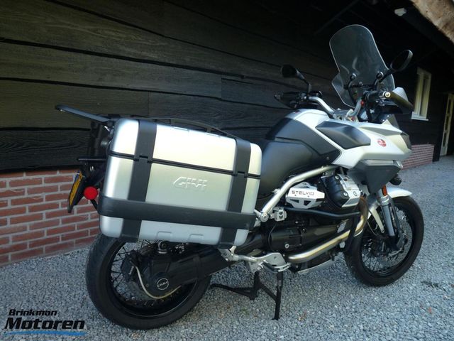 moto-guzzi - stelvio-1200-abs