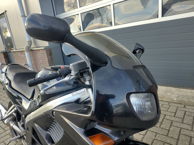 honda - vfr-750-f