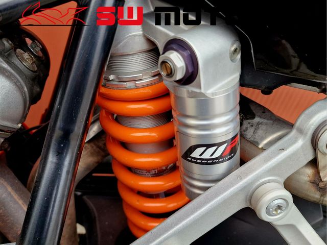 ktm - 990-supermoto-t