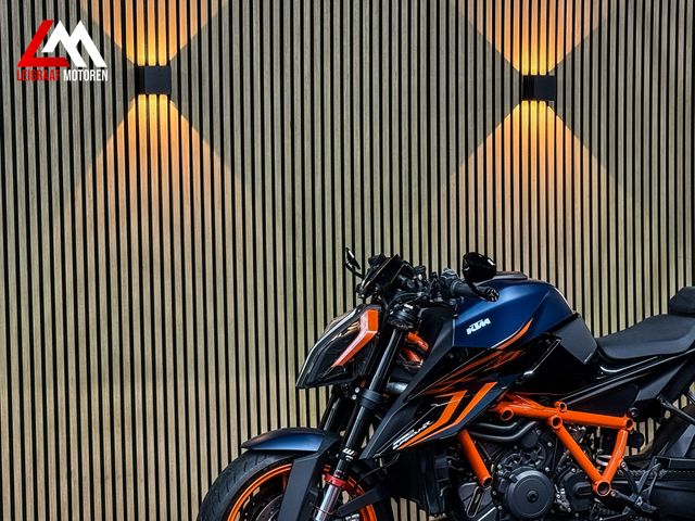 ktm - 1290-super-duke-r
