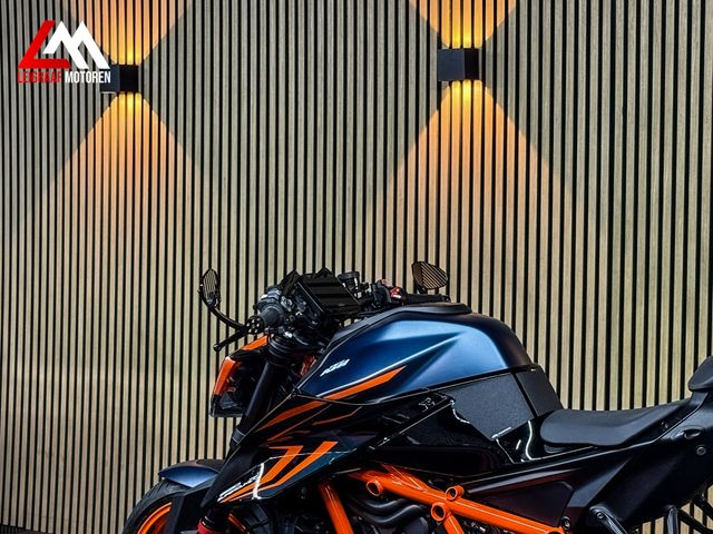 ktm - 1290-super-duke-r