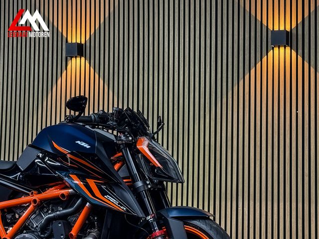 ktm - 1290-super-duke-r