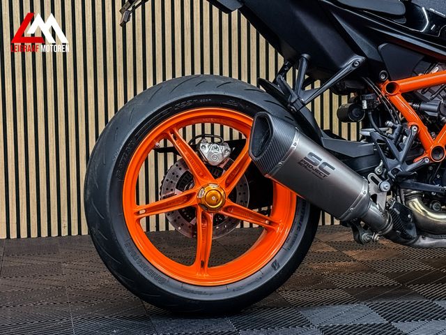 ktm - 1290-super-duke-r