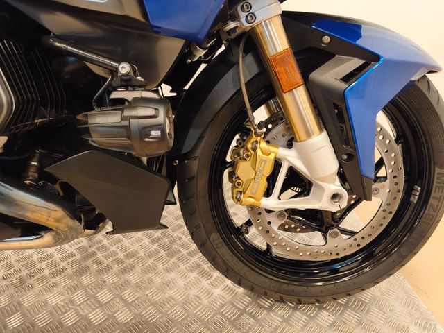 bmw - r-1250-rt