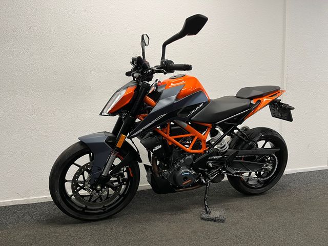 ktm - 390-duke