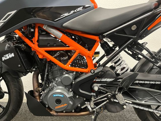 ktm - 390-duke