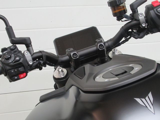 yamaha - mt-09