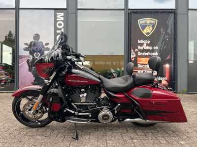 HARLEY-DAVIDSON STREET GLIDE CVO – foto 2