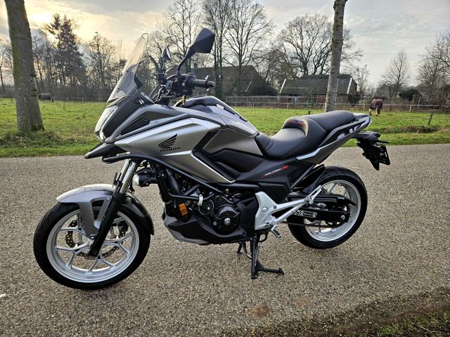honda - nc-750-x-dct